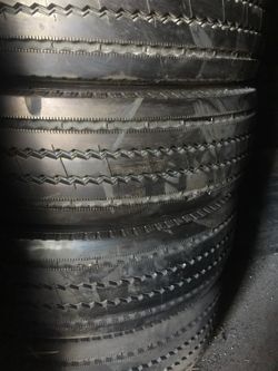 245/70/19.5 Michelin