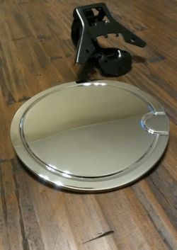 TAHOE YUKON ESCALADE FUEL GAS DOOR REPLACEMENT COVER WITH LATCH STAINLESS CHROME
