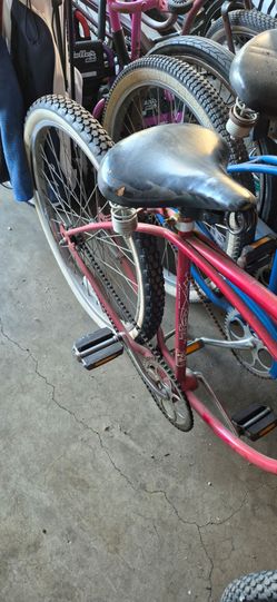 Vintage schwinn beach cruiser