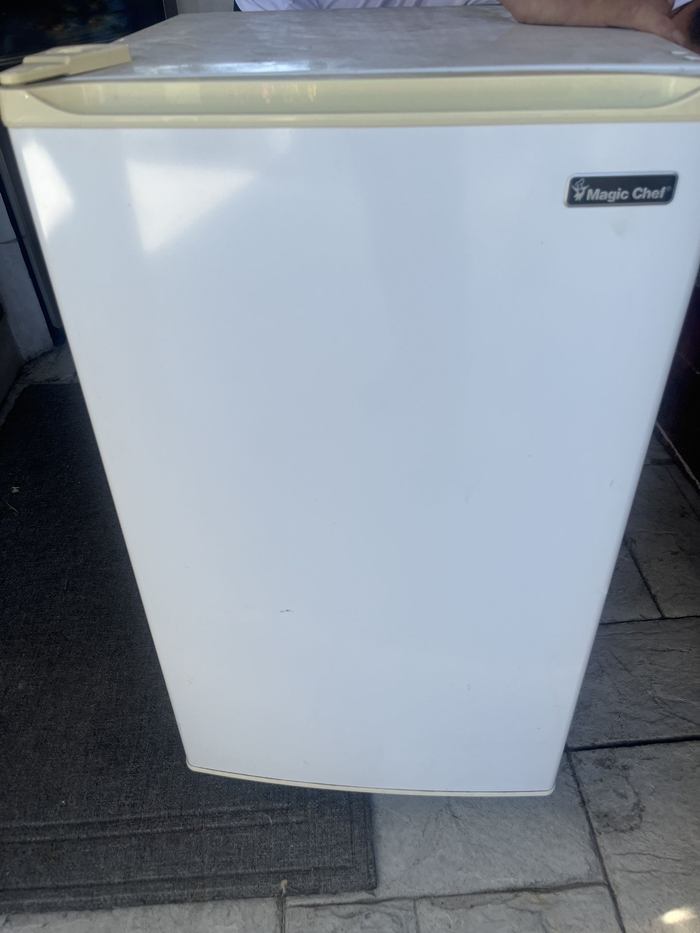 Magic Chef Mini refrigerator, in good condition, everything works.