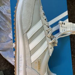 Adidas SL72 RS
