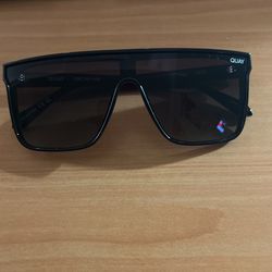 QUAY Sunglasses