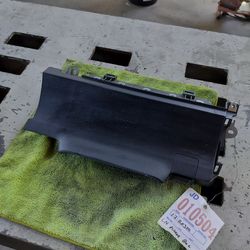 2017 Lexus rx300 left knee bag