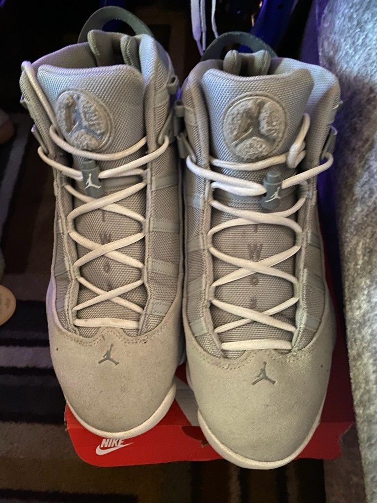 Like New Mens Jordans