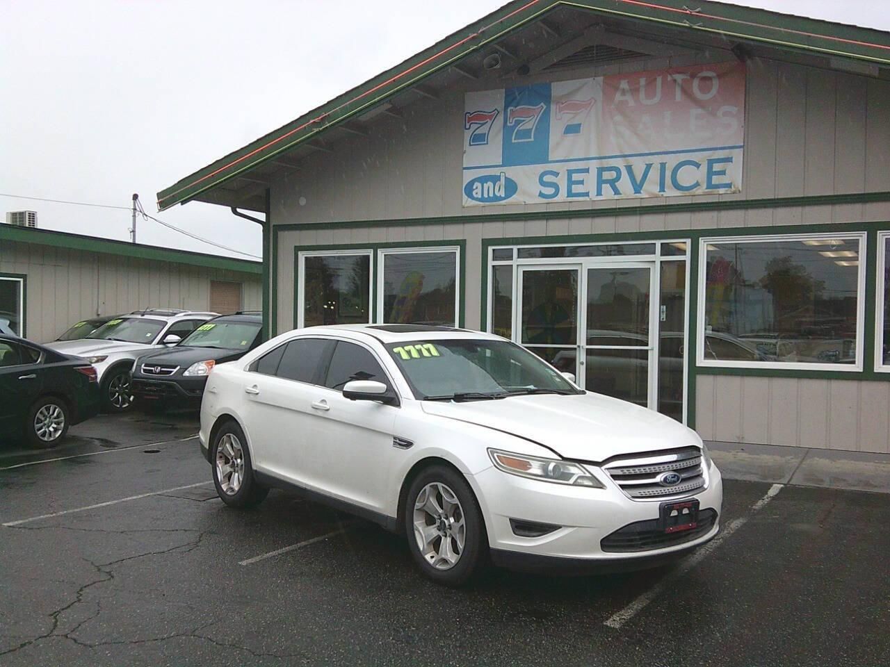 2010 Ford Taurus