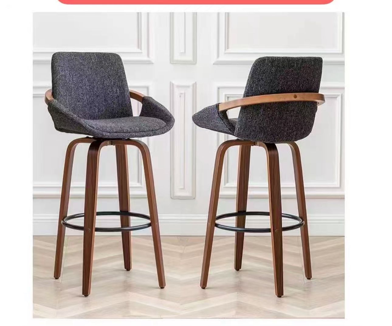 2 High Chairs