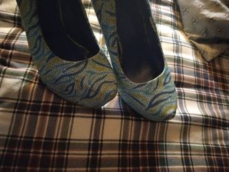 Women's pumps size 8/1/2
