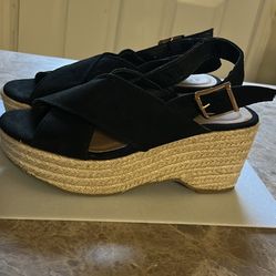 Women’s Sz 7 Espadrilles.