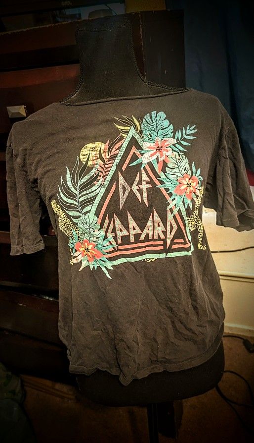 Teenage girl clothing Lot Size Small To Medium