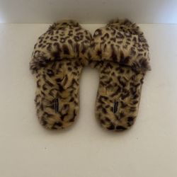 Victoria Secrets Sandals. Color Brown Size M Large