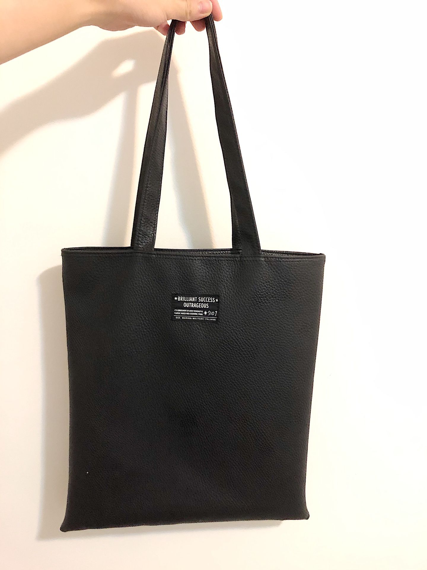 basic black tote bag