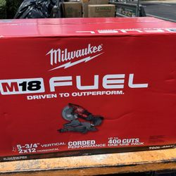 Milwaukee M18 Fuel Compound Mitre Saw