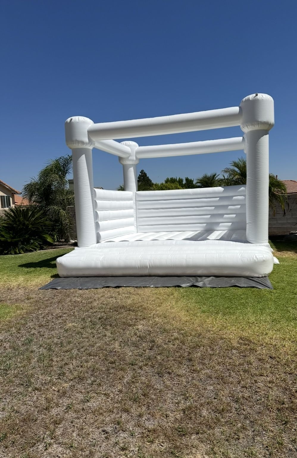 16x16 Modern White Jumper