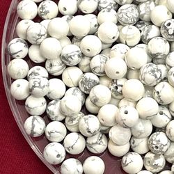 Lot Of 270 Howlite Beads