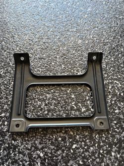 2024-2025 GM Sierra 2500/3500 HD Center Front Bumper Mount Bracket (contact info removed)8