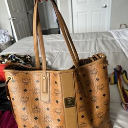 Mcm bag for Sale in McDonough, GA - OfferUp