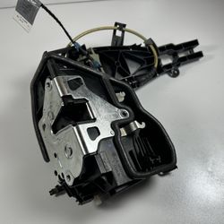 BMW E90 335i 328i DRIVER LEFT FRONT DOOR LOCK LATCH ASSEMBLY