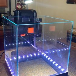 6 Gallon Rimless  Aquarium with Filter And Lights 