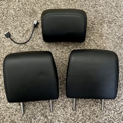 Volkswagen GTI seat Headrest 