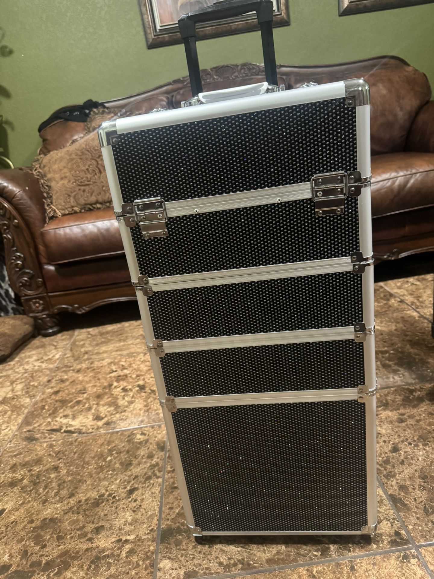 Train Case