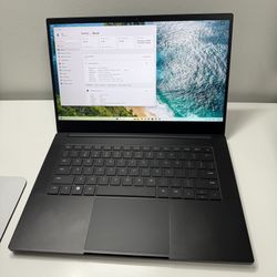 Razer Blade 14 Ryzer 9 6900HX 16Gb 1Tb 3080ti