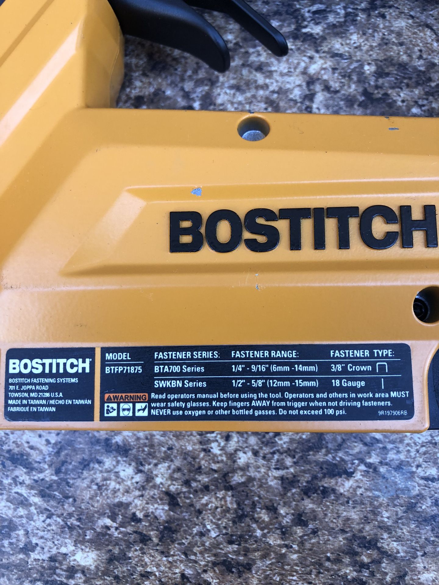 Bostitch Staples 