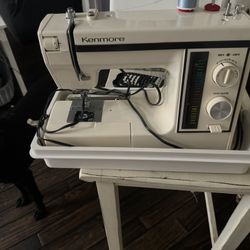  Sewing Machine 