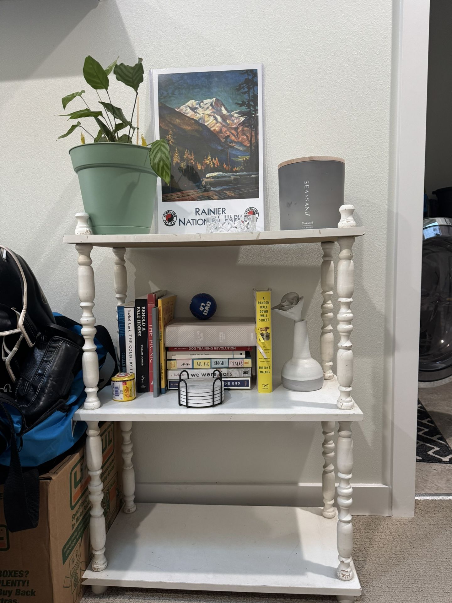 White Shelf