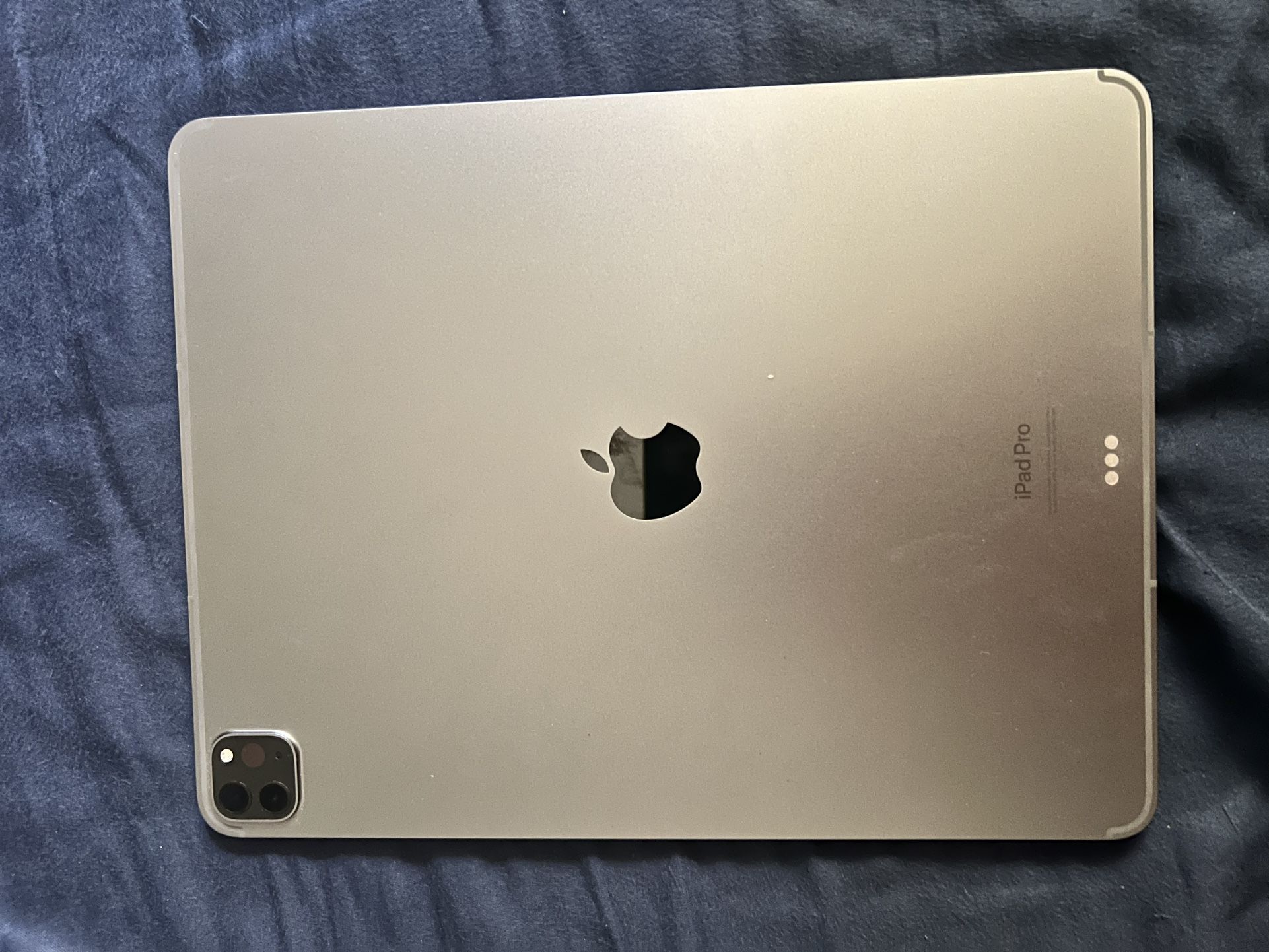 iPad Pro 6th Gen 12.9”