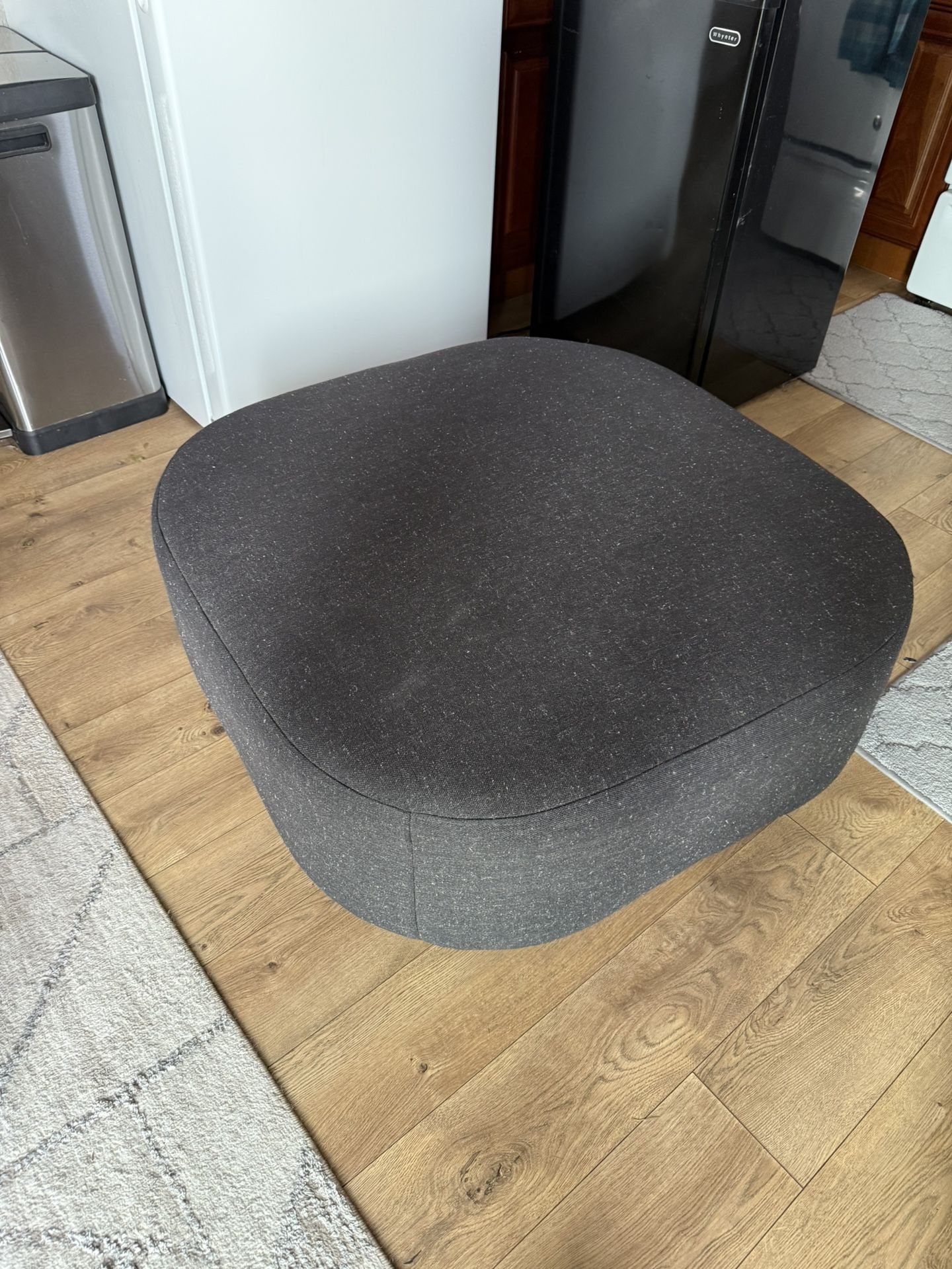 Ethan Allen Ottoman