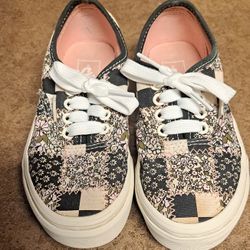 Girl's Van's Shoes