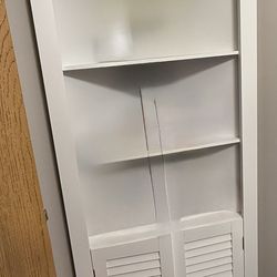 Corner Shelf w/cabinet