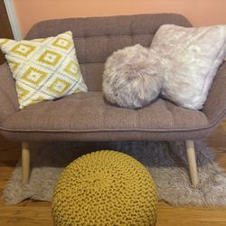 Modern 2-seater Pink Loveseat For Bedroom