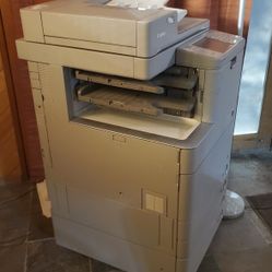 Canon Image Runner Advance Commercial  Printer All In One Digital Display