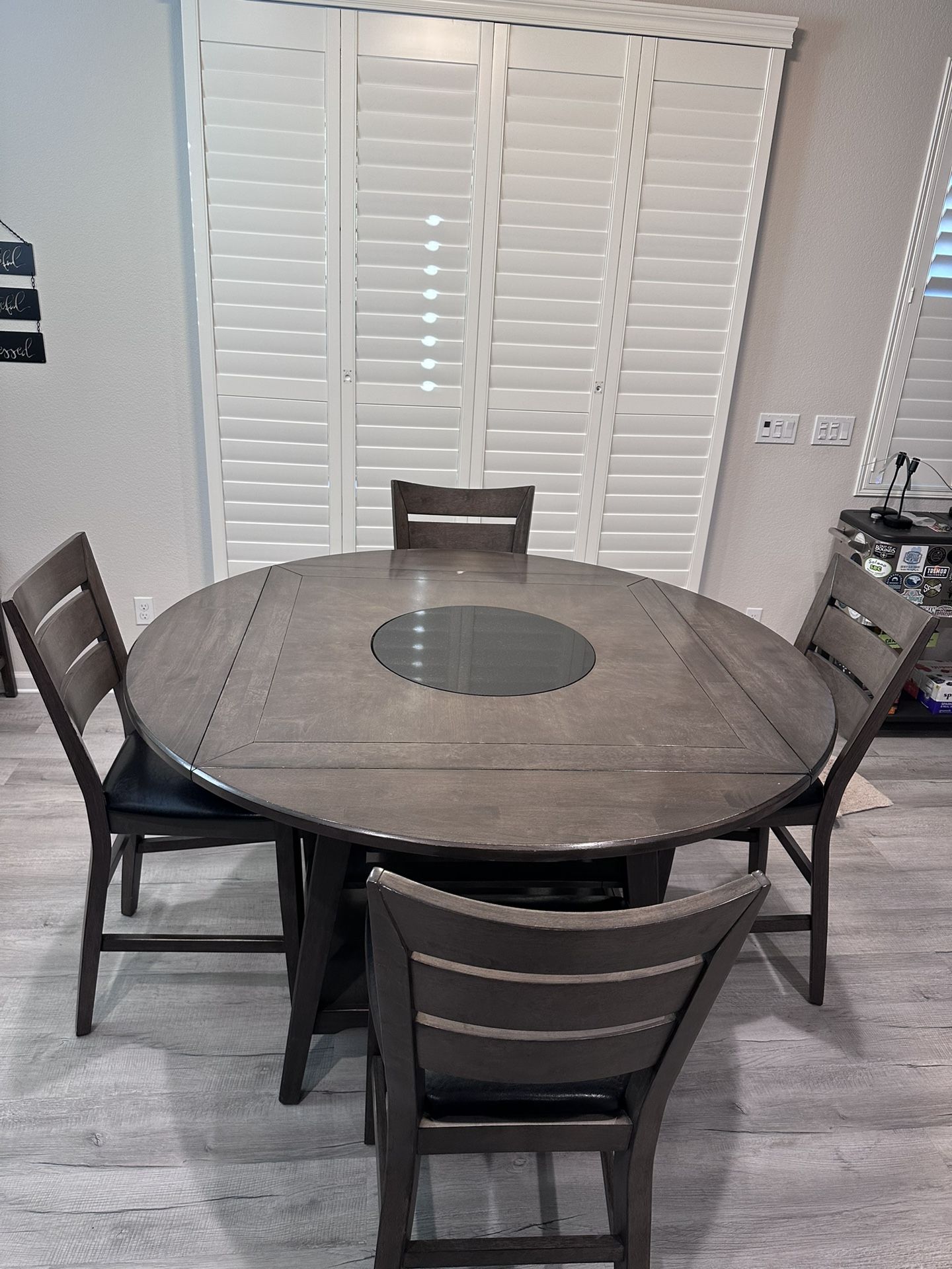 Counter Height Dining Table & 6 Chairs