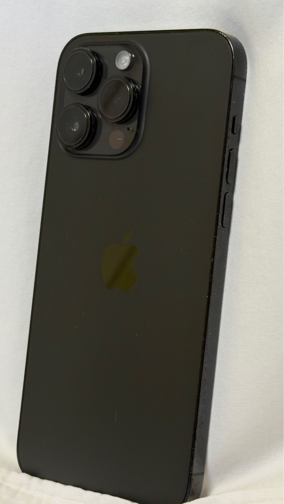 iPhone 14 Pro Max 256GB – Unlocked – Excellent Condition (iOS 26.4)