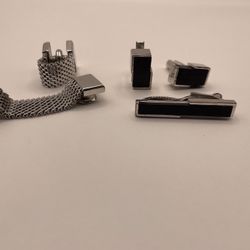 Set Of 2 Vintage Silver tone Swank Cufflinks & Tie Clip