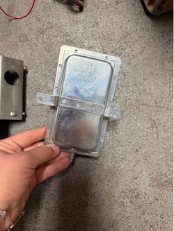 This is a Cleveland Controls AFS series air pressure switch, similar to the AFS-460 model.