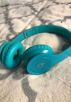 Beats Solo HD headphones