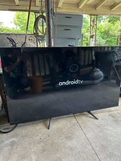 65”  Hisense TV