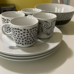 IKEA Dishes Plates Bowl Mugs 