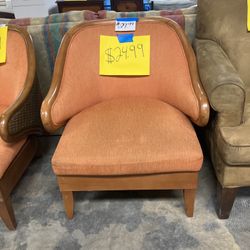 Accent chair
