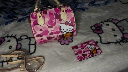 Hello Kitty x Bape Pink Camo Purse and cardholder