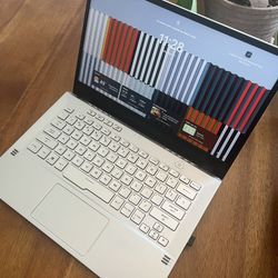 ASUS - ROG Zephyrus G14 14" Gaming Laptop - AMD Ryzen 9 - 16GB Memory - NVIDIA GeForce RTX 2060 Max-Q - 1TB SSD - Moonlight White