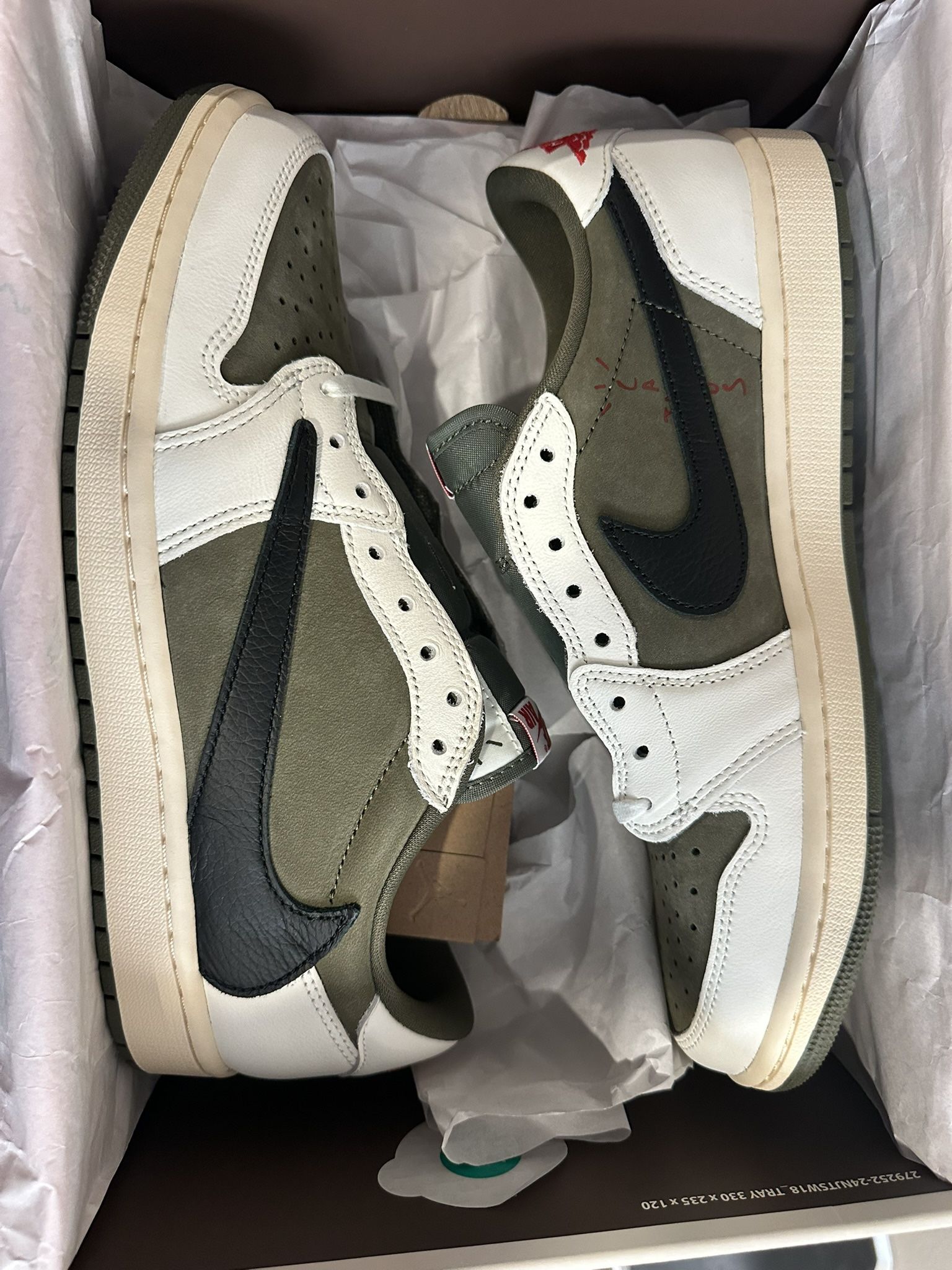 Jordan 1 Travis Scott Medium Olive (Authentic) Size 9.5