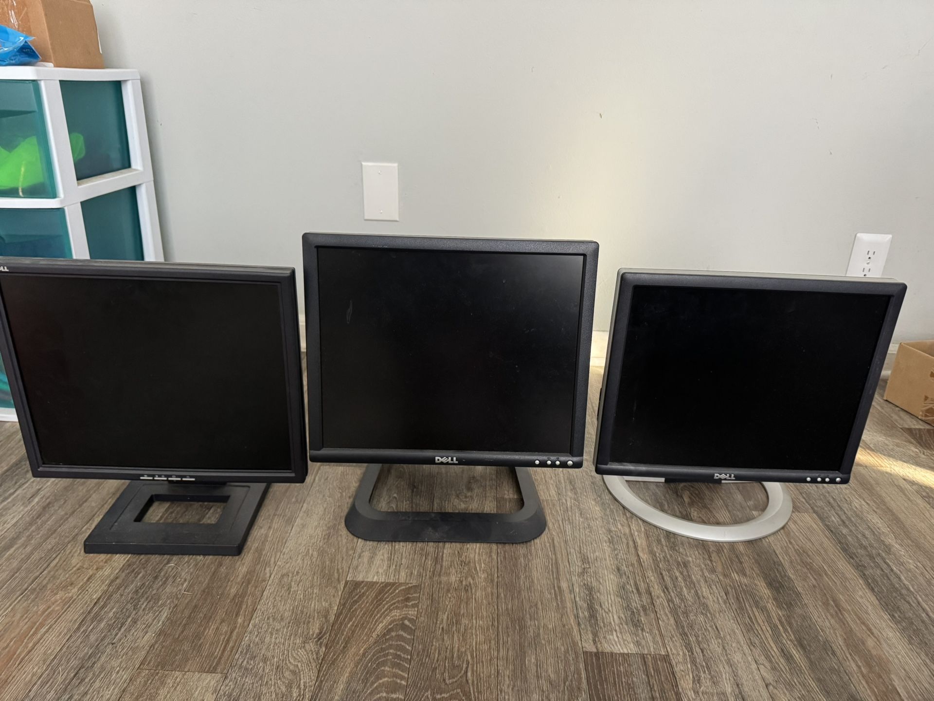 3 Computer Screens
