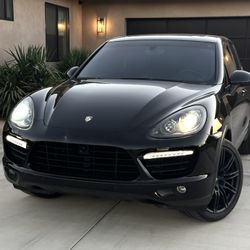2013 PORSCHE CAYENNE TURBO AWD