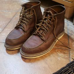 Redwing Shoes (Boots) Size 10