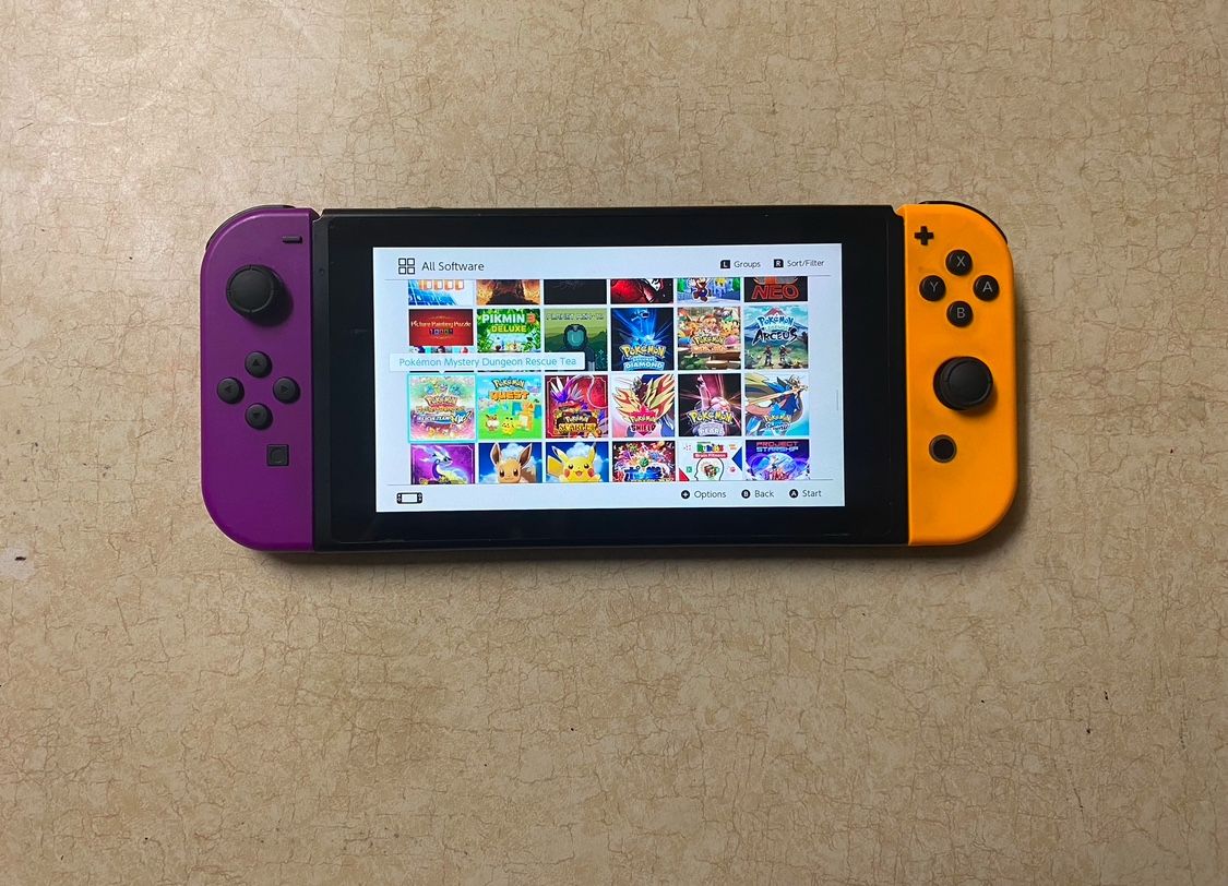 Nintendo Switch V2 With 125 Switch Games