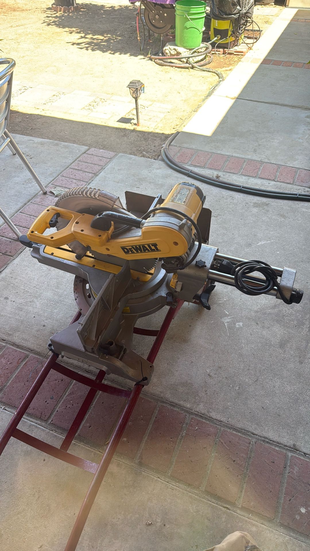 Dewalt 12” Double Bevel Sliding Compound Miter Saw